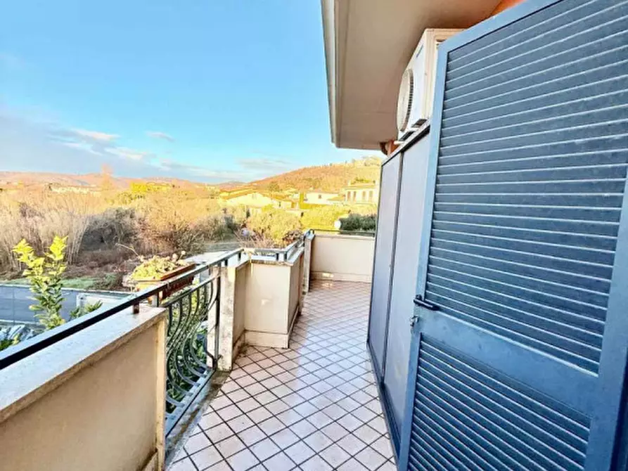 Immagine 11 di Appartamento in affitto  in via degli agrifogli a Rocca Di Papa