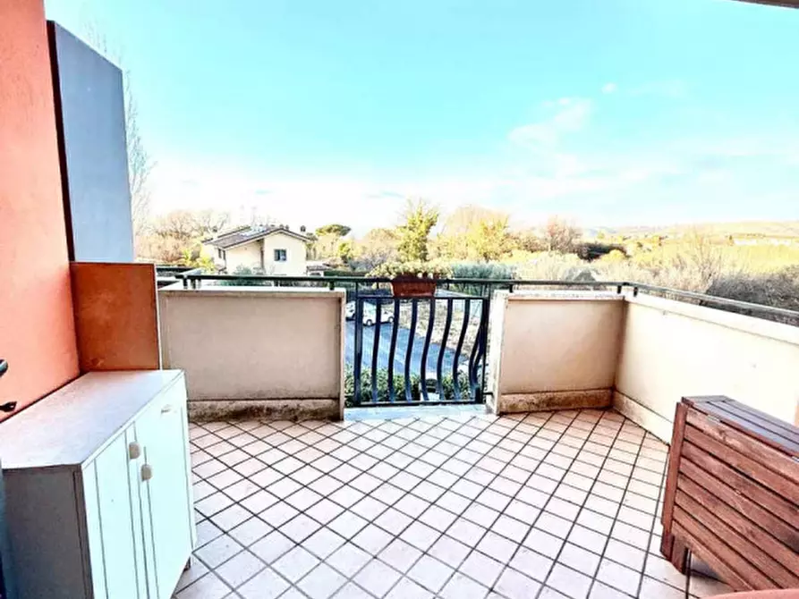 Immagine 15 di Appartamento in affitto  in via degli agrifogli a Rocca Di Papa