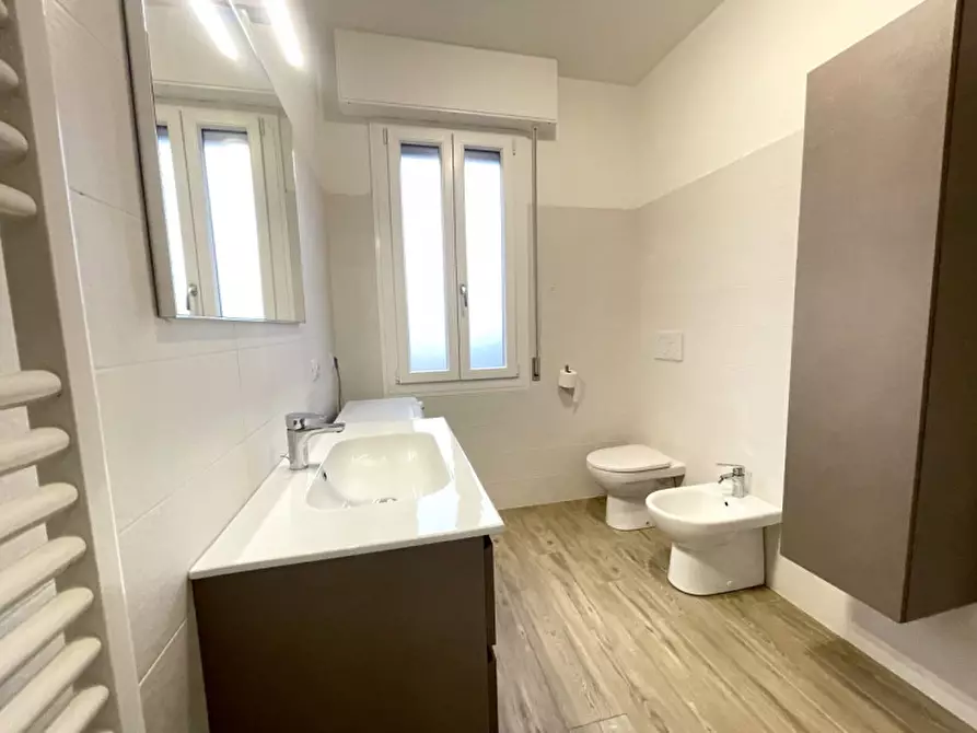 Immagine 11 di Appartamento in vendita  in Via Girolamo Dosi a Carpi