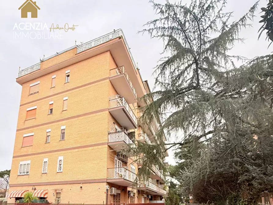 Immagine 1 di Appartamento in affitto  in VIA LUCA GHINI a Roma