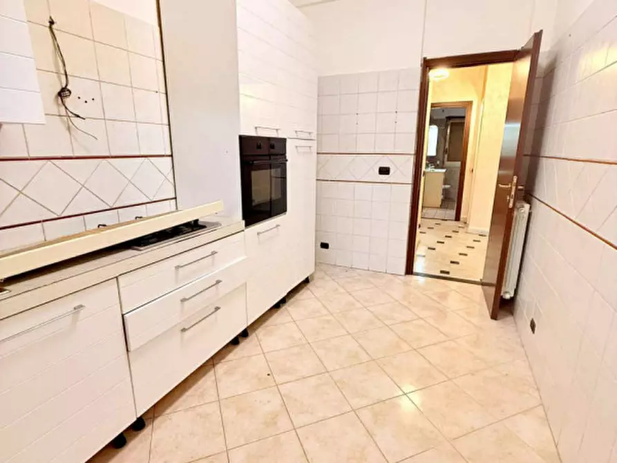 Immagine 14 di Appartamento in affitto  in VIA LUCA GHINI a Roma