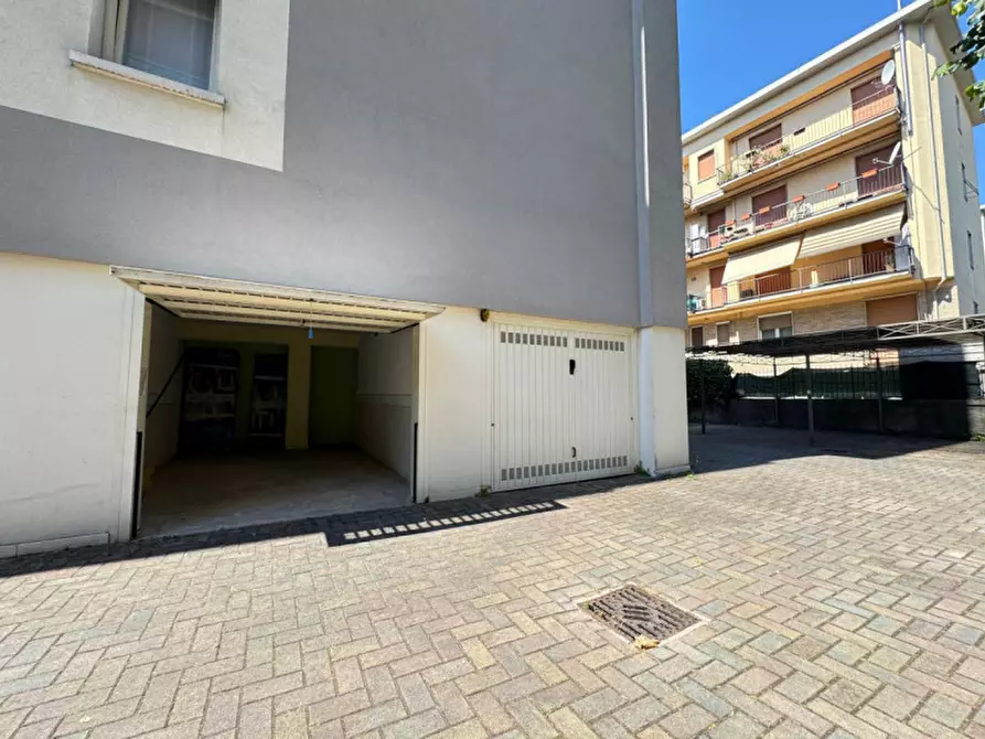 Immagine 20 di Appartamento in vendita  in Via Arrigo Boito a Brescia