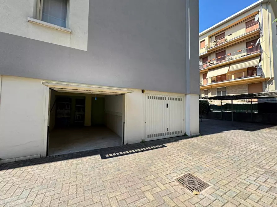 Immagine 36 di Appartamento in vendita  in Via Arrigo Boito a Brescia