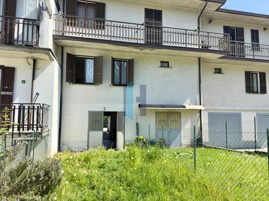 Immagine 1 di Appartamento in vendita  in Via Tre Martiri a Gropparello