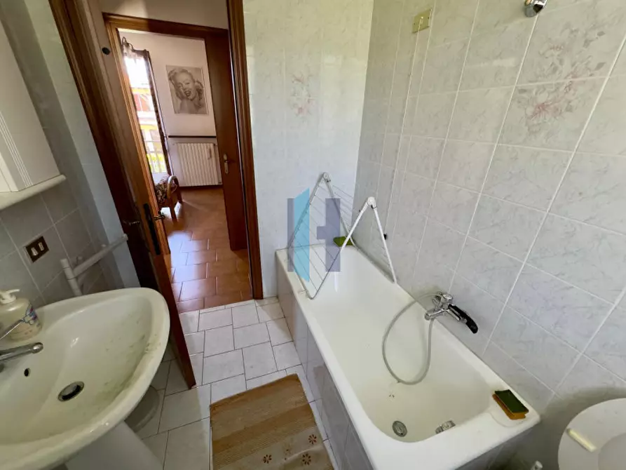 Immagine 16 di Appartamento in vendita  in Via Tre Martiri a Gropparello