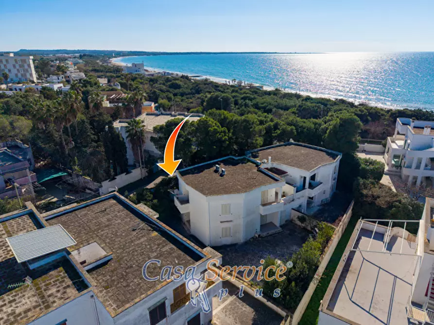 Immagine 1 di Villa in vendita  in Via delle Ginestre a Gallipoli