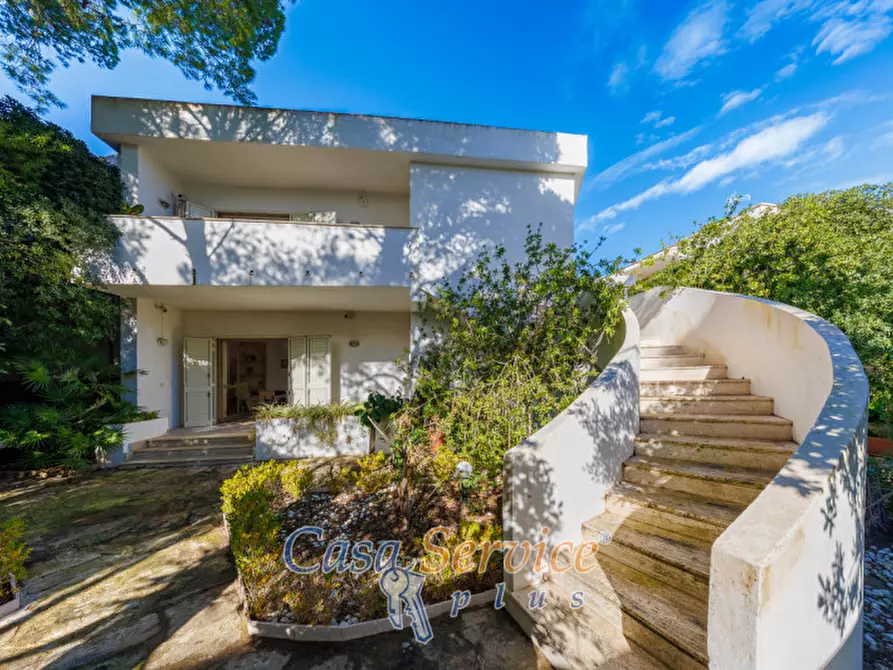 Immagine 4 di Villa in vendita  in Via delle Ginestre a Gallipoli