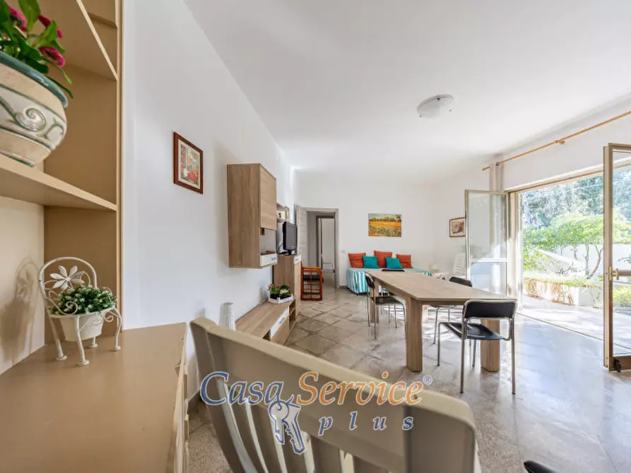 Immagine 7 di Villa in vendita  in Via delle Ginestre a Gallipoli