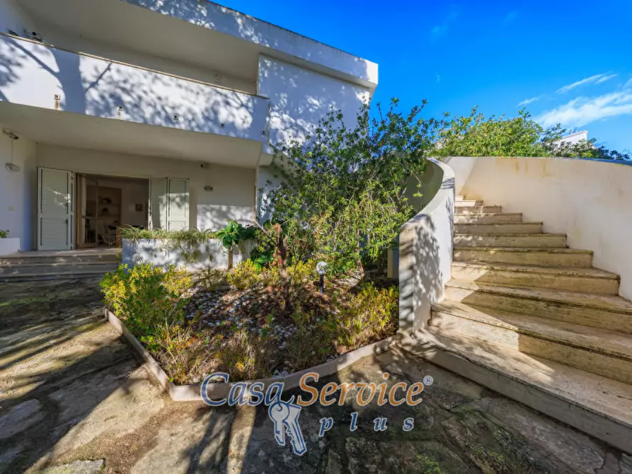 Immagine 19 di Villa in vendita  in Via delle Ginestre a Gallipoli