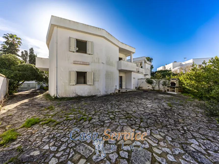 Immagine 36 di Villa in vendita  in Via delle Ginestre a Gallipoli