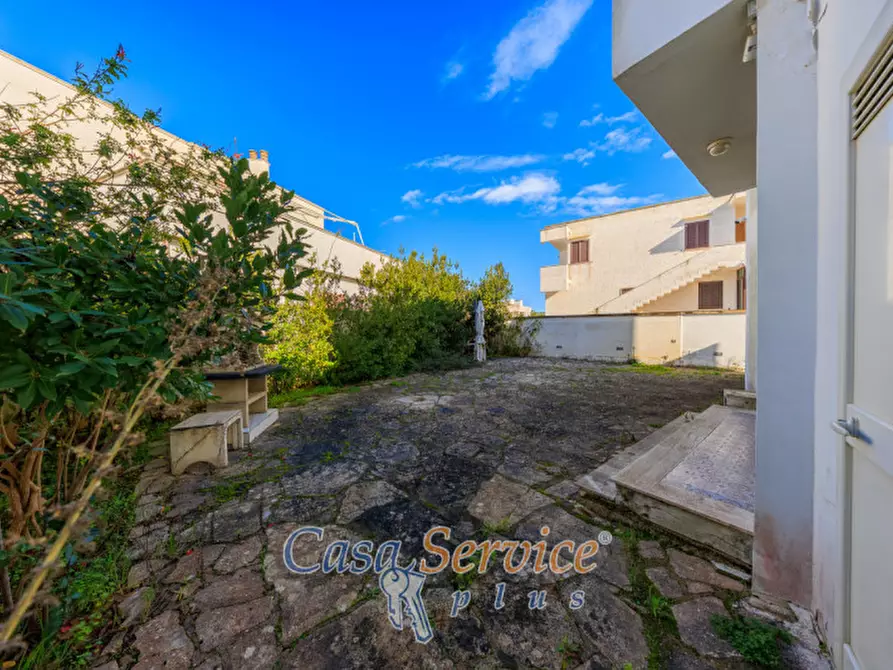Immagine 37 di Villa in vendita  in Via delle Ginestre a Gallipoli