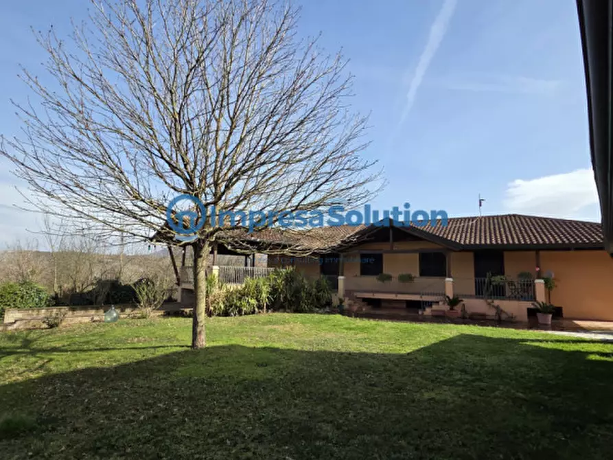 Immagine 9 di Villa in vendita  in Via Cantalupi 6 a Benevento