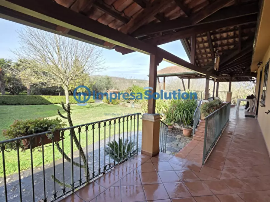 Immagine 19 di Villa in vendita  in Via Cantalupi 6 a Benevento