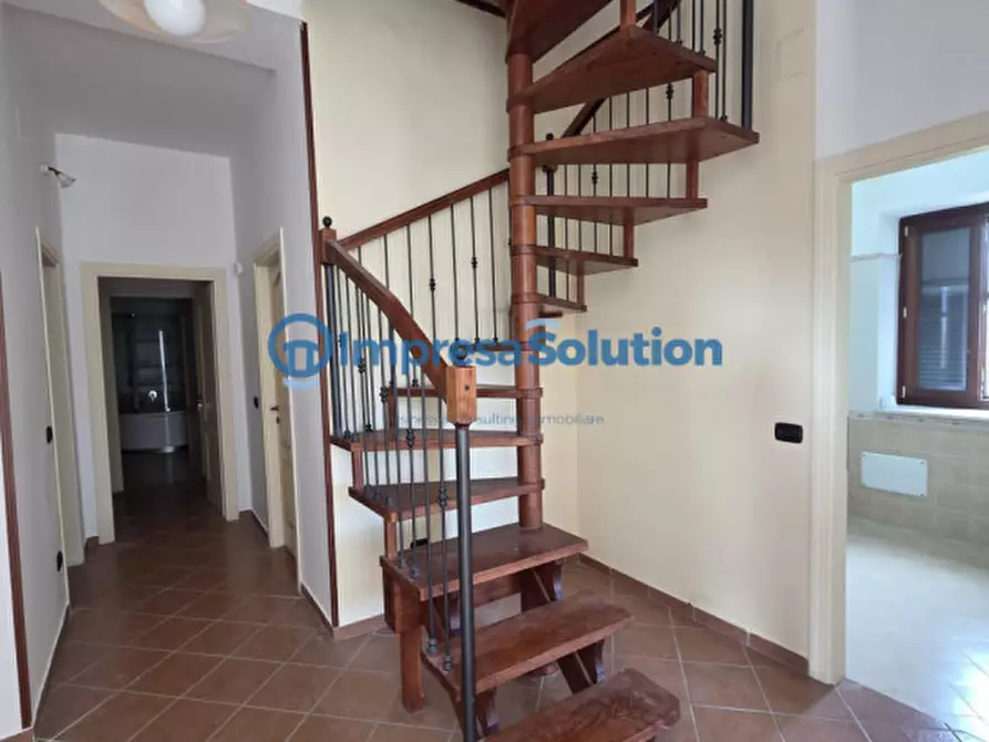 Immagine 31 di Villa in vendita  in Via Cantalupi 6 a Benevento