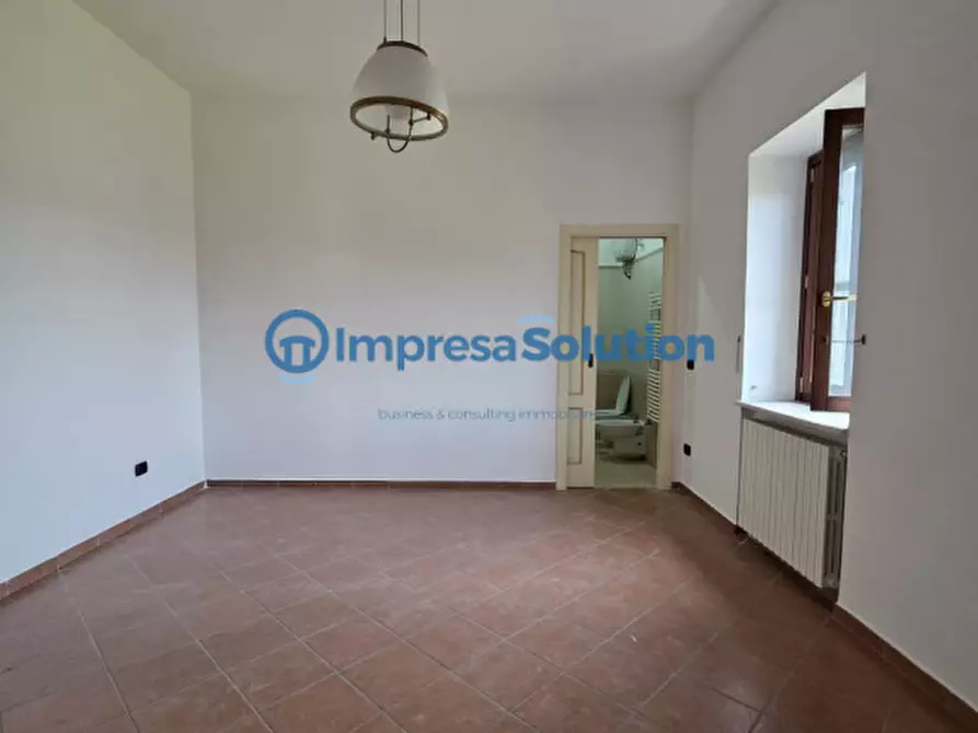 Immagine 33 di Villa in vendita  in Via Cantalupi 6 a Benevento