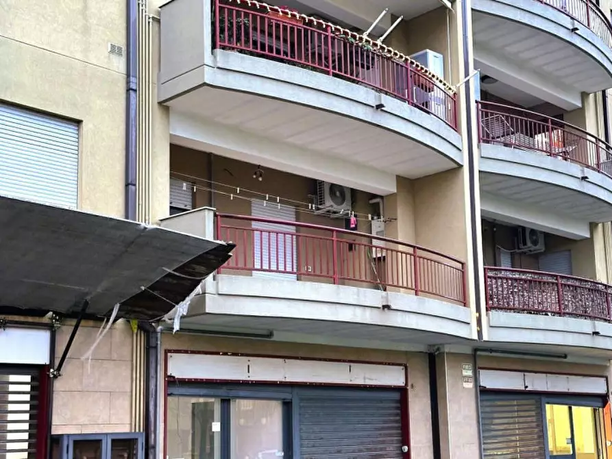 Immagine 1 di Appartamento in vendita  in Piazza Alda Merini, 6, 74121 Taranto TA, Italia a Taranto