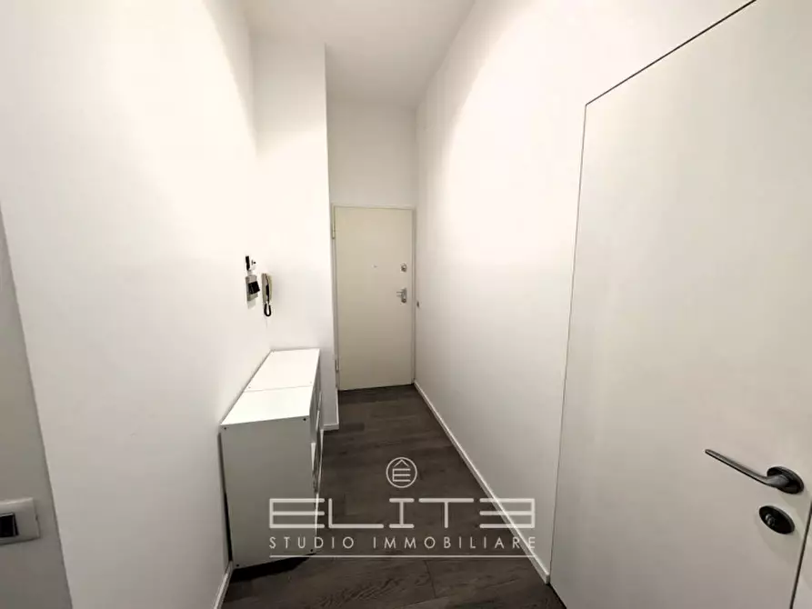 Immagine 10 di Appartamento in affitto  in Via Enrico Cialdini a Ancona