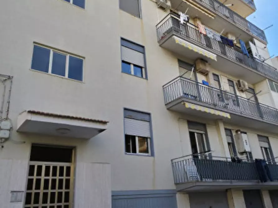 Immagine 3 di Appartamento in vendita  in via romagna 15 a Siracusa