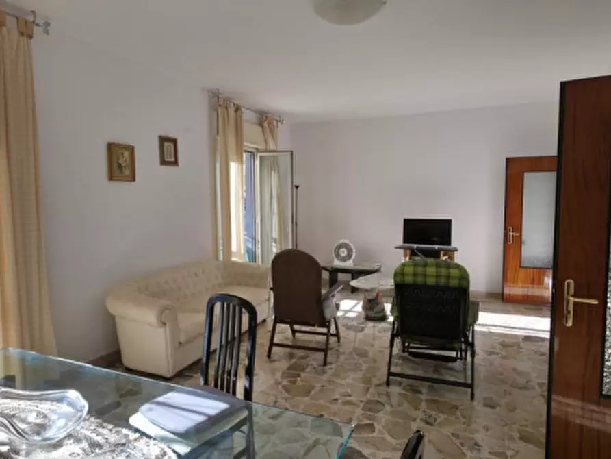 Immagine 4 di Appartamento in vendita  in via romagna 15 a Siracusa