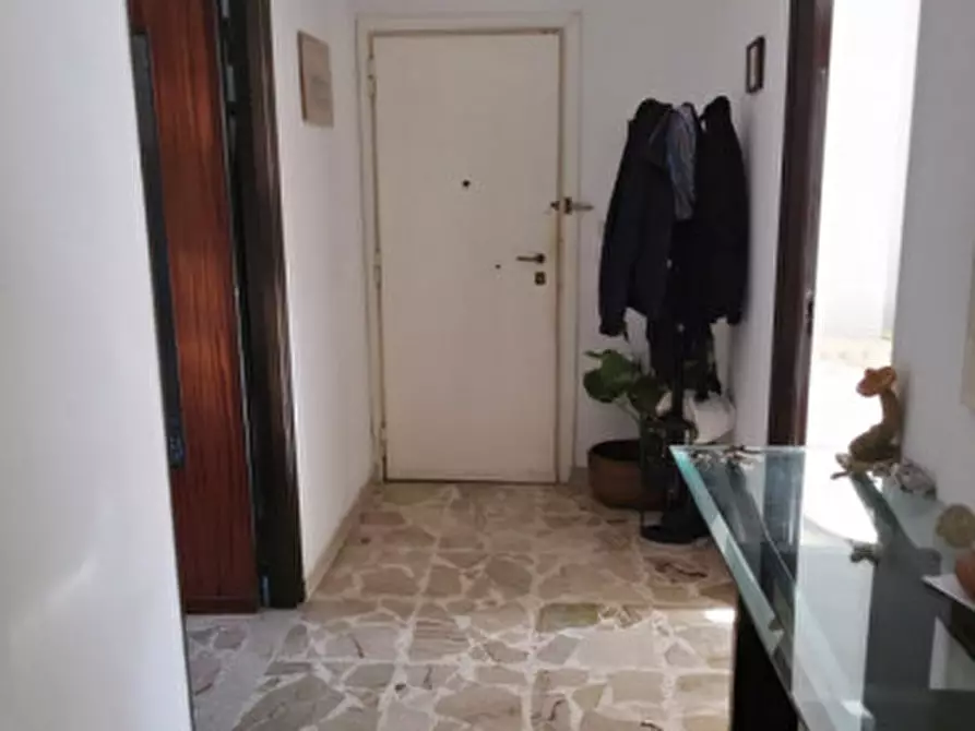 Immagine 17 di Appartamento in vendita  in via romagna 15 a Siracusa