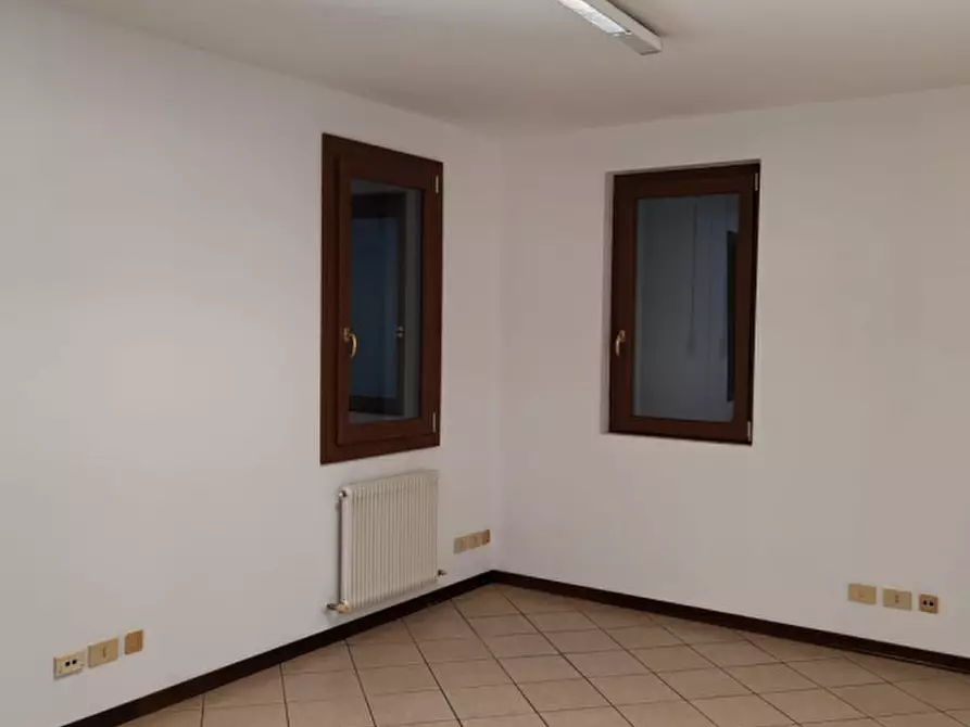 Immagine 6 di Ufficio in vendita  in Via Cortina a Cordenons