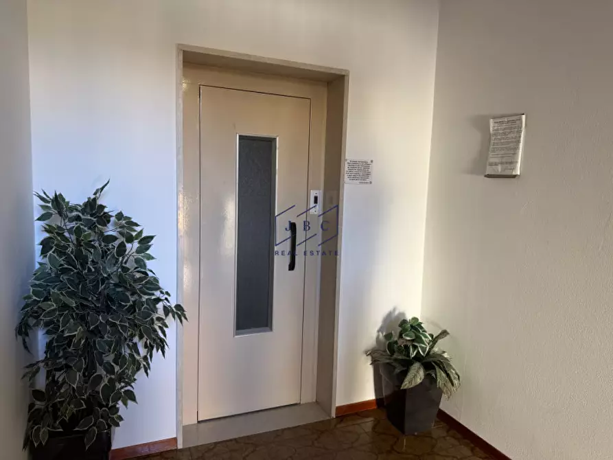 Immagine 15 di Appartamento in vendita  in Viale Domenico Schiavo 17 a Chioggia