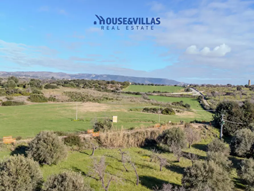 Immagine 14 di Villa in vendita  in contrada pizzuta a Noto