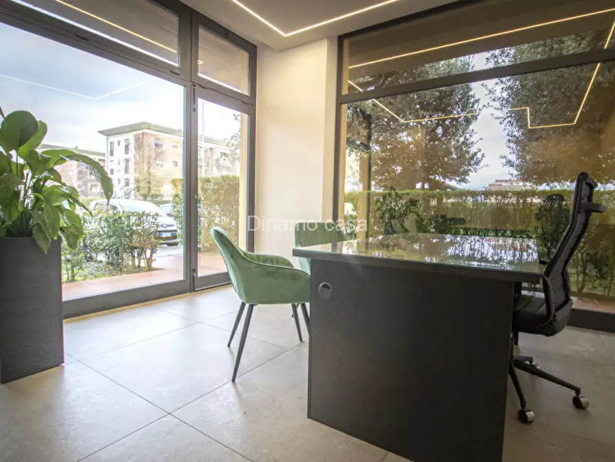 Immagine 10 di Negozio in affitto  in Via Traversa Pistoiese a Prato