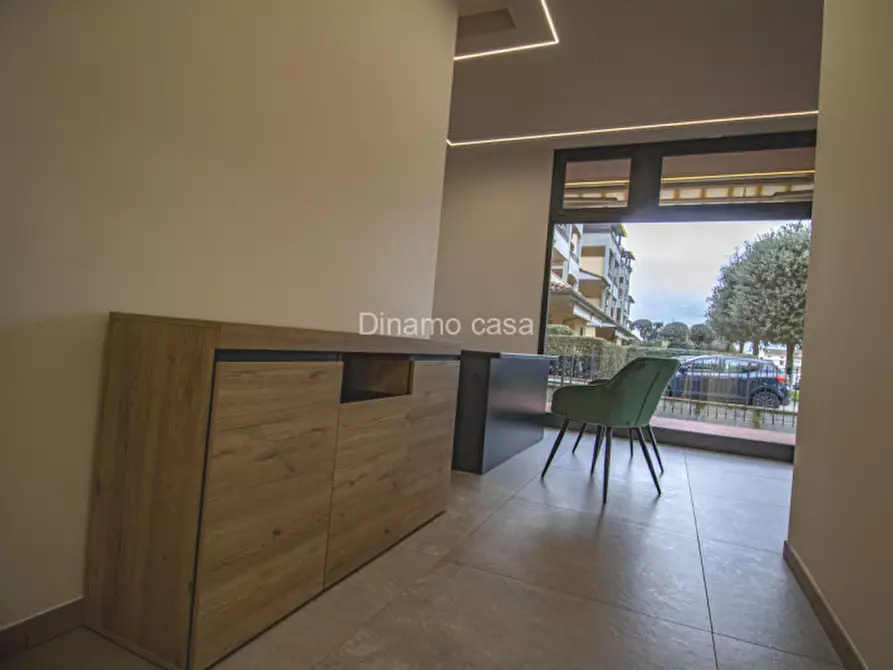 Immagine 22 di Negozio in affitto  in Via Traversa Pistoiese a Prato