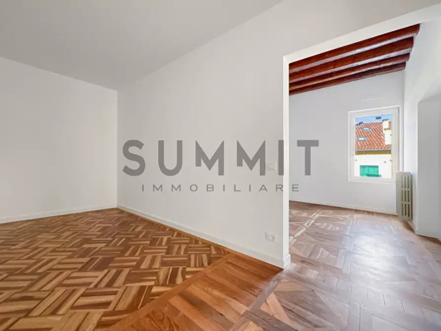 Immagine 7 di Appartamento in vendita  in Via San Giovanni Bosco a Schio