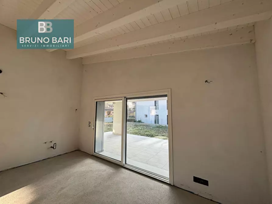 Immagine 8 di Casa indipendente in vendita  a Pordenone