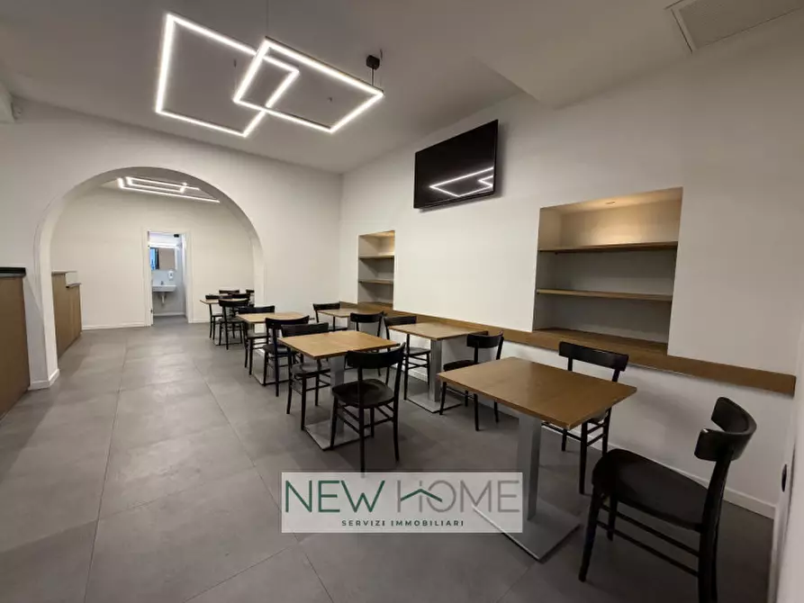 Immagine 2 di Attività commerciale in vendita  in Via del Perlar 50a a Verona