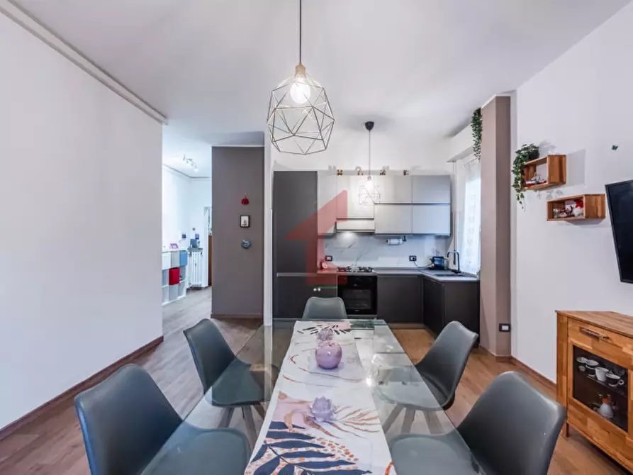 Immagine 6 di Appartamento in vendita  in Via Antonio Canova, 9 a Parma