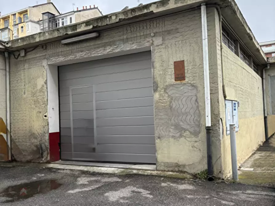 Immagine 9 di Capannone industriale in vendita  in Via Trofarello 17 a Torino