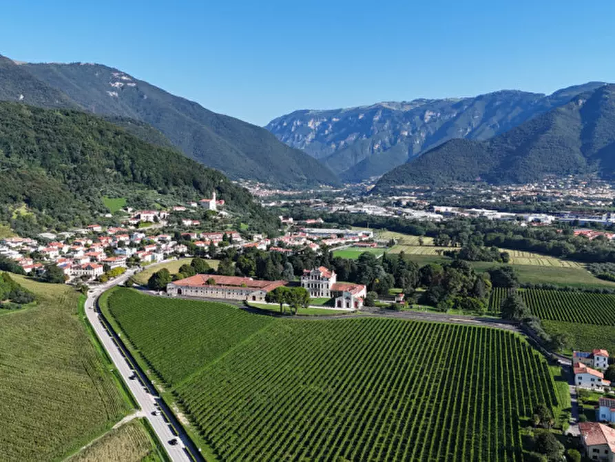 Immagine 1 di Villa in vendita  in Strada Campesana a Bassano Del Grappa