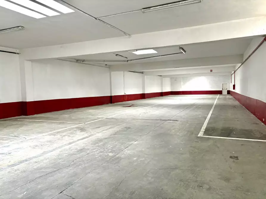 Immagine 6 di Capannone industriale in affitto  in Via Trofarello 17 a Torino