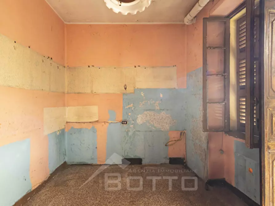 Immagine 12 di Villetta a schiera in vendita  in Corso Vercelli, 64 a Gattinara