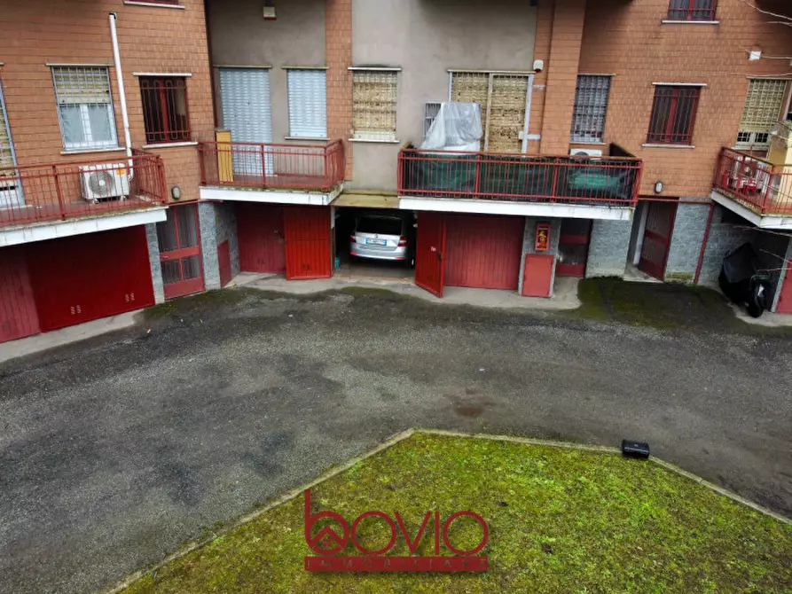 Immagine 4 di Garage in vendita  in via novara 2 a San Mauro Torinese
