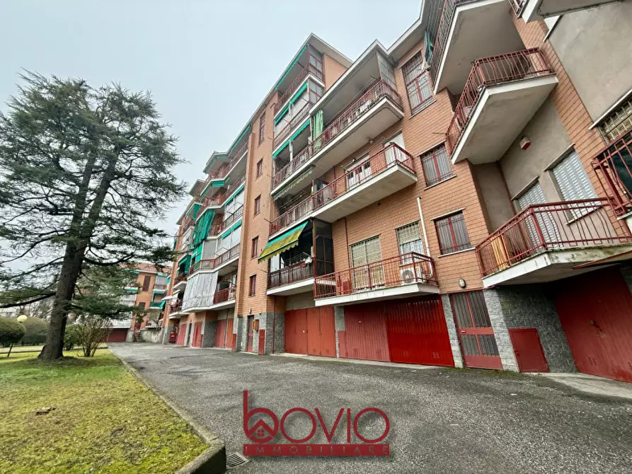 Immagine 6 di Garage in vendita  in via novara 2 a San Mauro Torinese