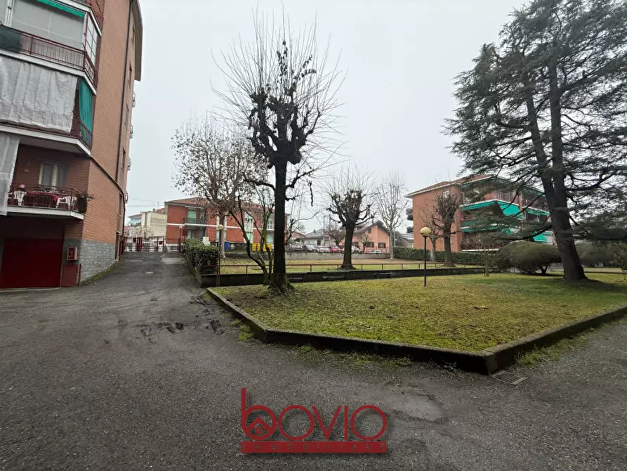 Immagine 9 di Garage in vendita  in via novara 2 a San Mauro Torinese