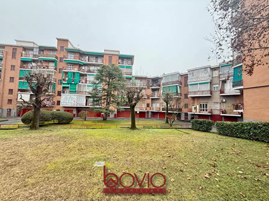 Immagine 12 di Garage in vendita  in via novara 2 a San Mauro Torinese