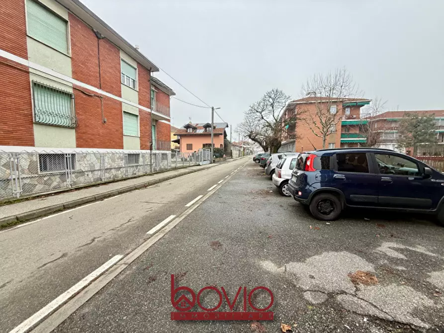 Immagine 16 di Garage in vendita  in via novara 2 a San Mauro Torinese