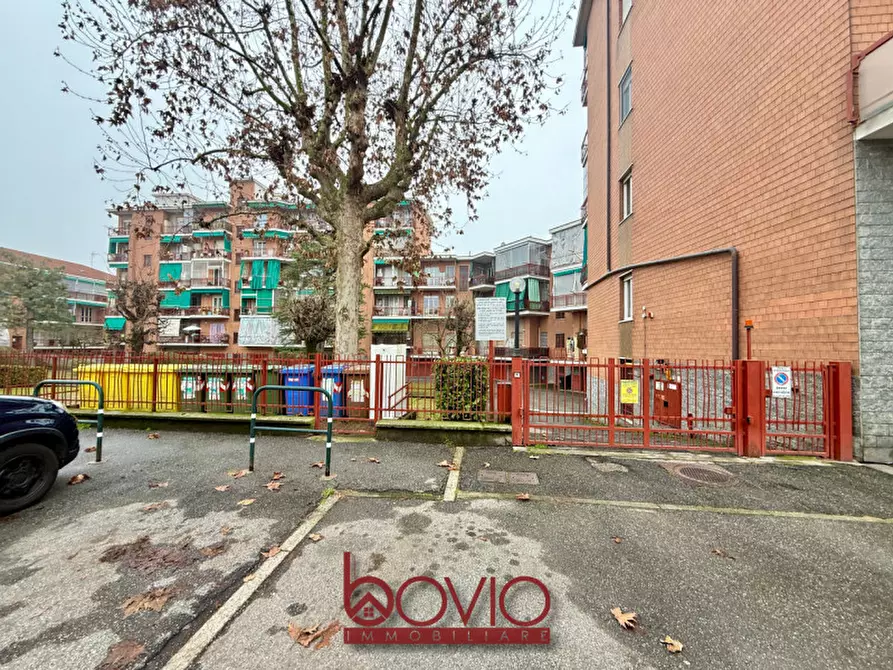 Immagine 18 di Garage in vendita  in via novara 2 a San Mauro Torinese