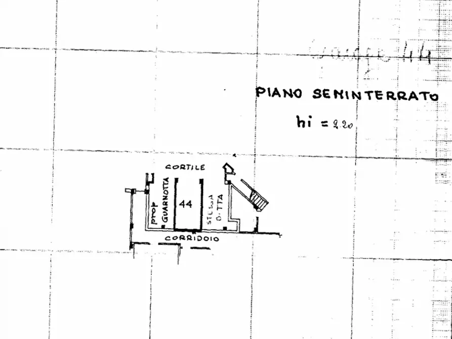 Immagine 22 di Garage in vendita  in via novara 2 a San Mauro Torinese