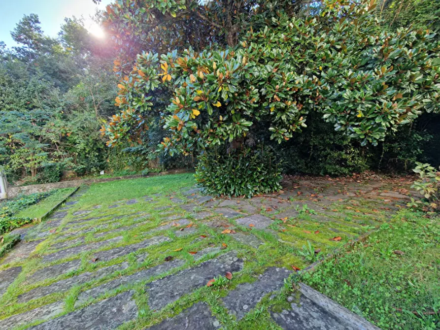 Immagine 11 di Villa in vendita  in Via Macera a Rapallo