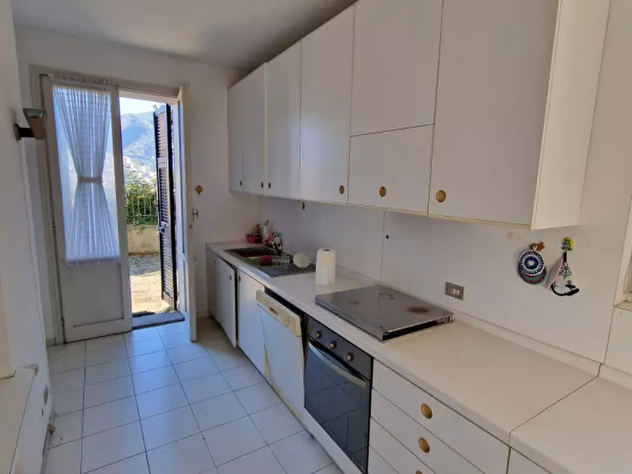 Immagine 38 di Villa in vendita  in Via Macera a Rapallo