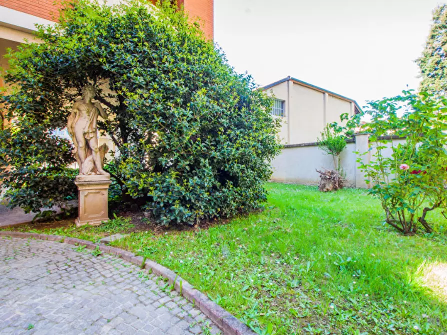 Immagine 14 di Appartamento in vendita  in Via Torino 128 a Nichelino