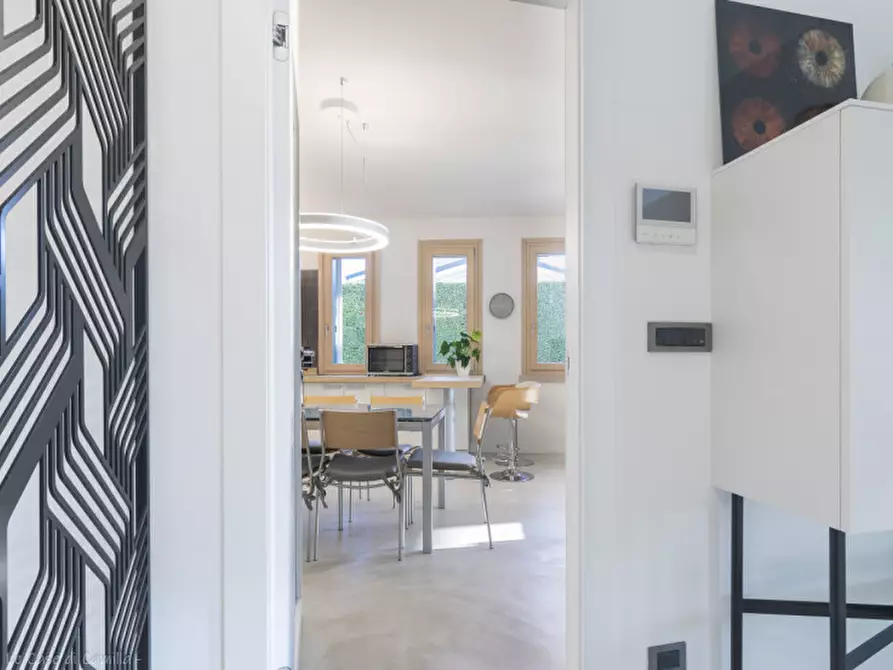 Immagine 9 di Villa in vendita  in via Arturo Toscanini a Villa Bartolomea