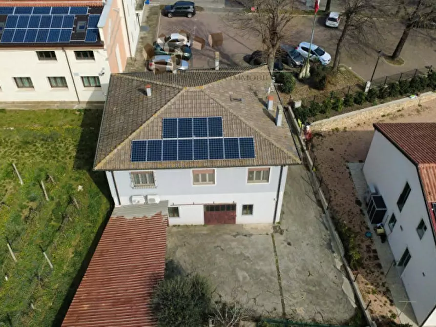 Immagine 15 di Casa indipendente in vendita  a Villaga