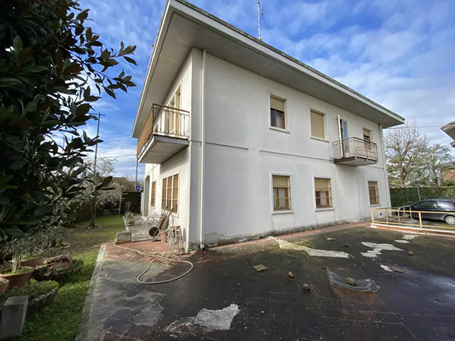 Immagine 7 di Casa indipendente in vendita  in Via Ospedale a Villafranca Di Verona